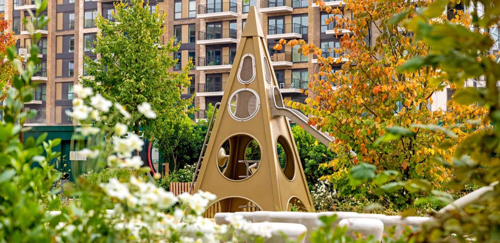 Six acres of gardens at One King's Road Park