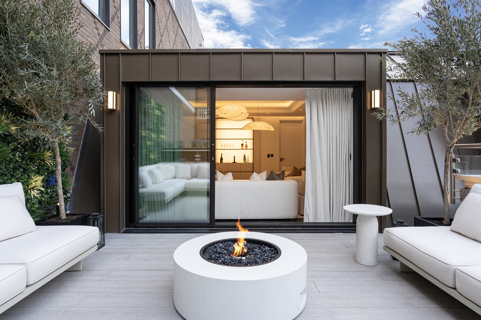 Penthouse terrace with firepit